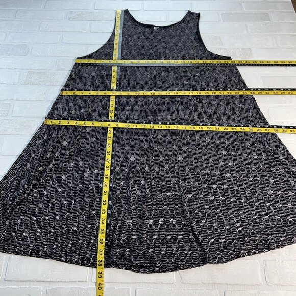 Old Navy Dress Womens XXL Black White Sleeveless A-Line Tank Geometric Pattern - Picture 2 of 9